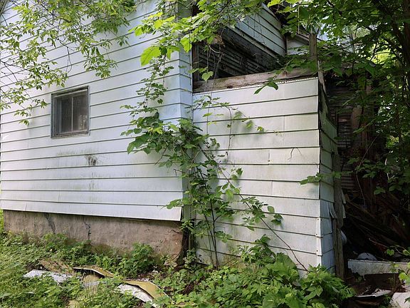 5th image of 33 S Pearl St
