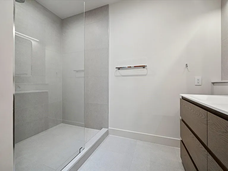 3514 Mount Vernon St — Photo 27