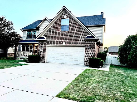 3rd image of 26768 Pepperwood Dr