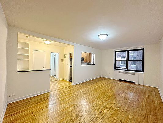 1st image of 340 E 63rd St APT 2D