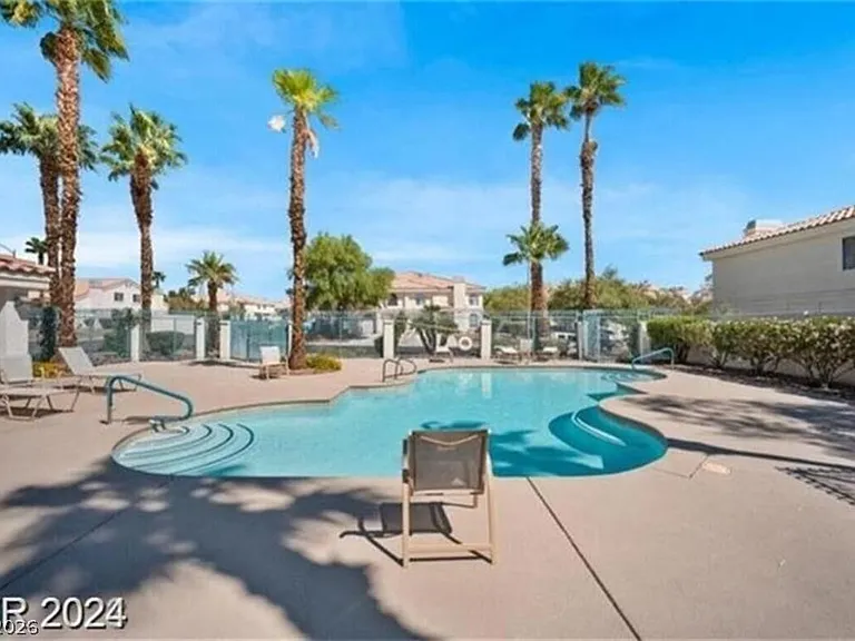 8075 Teresita Ave — Photo 4