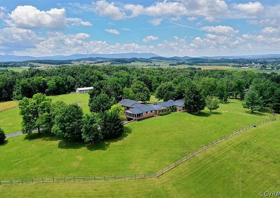 240 Privado Ln, Waynesboro, VA 22980 Zillow