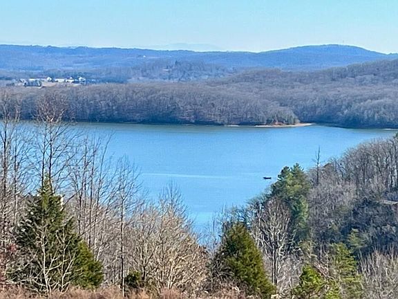 3rd image of 406 Flint Ridge Rd Lot 406