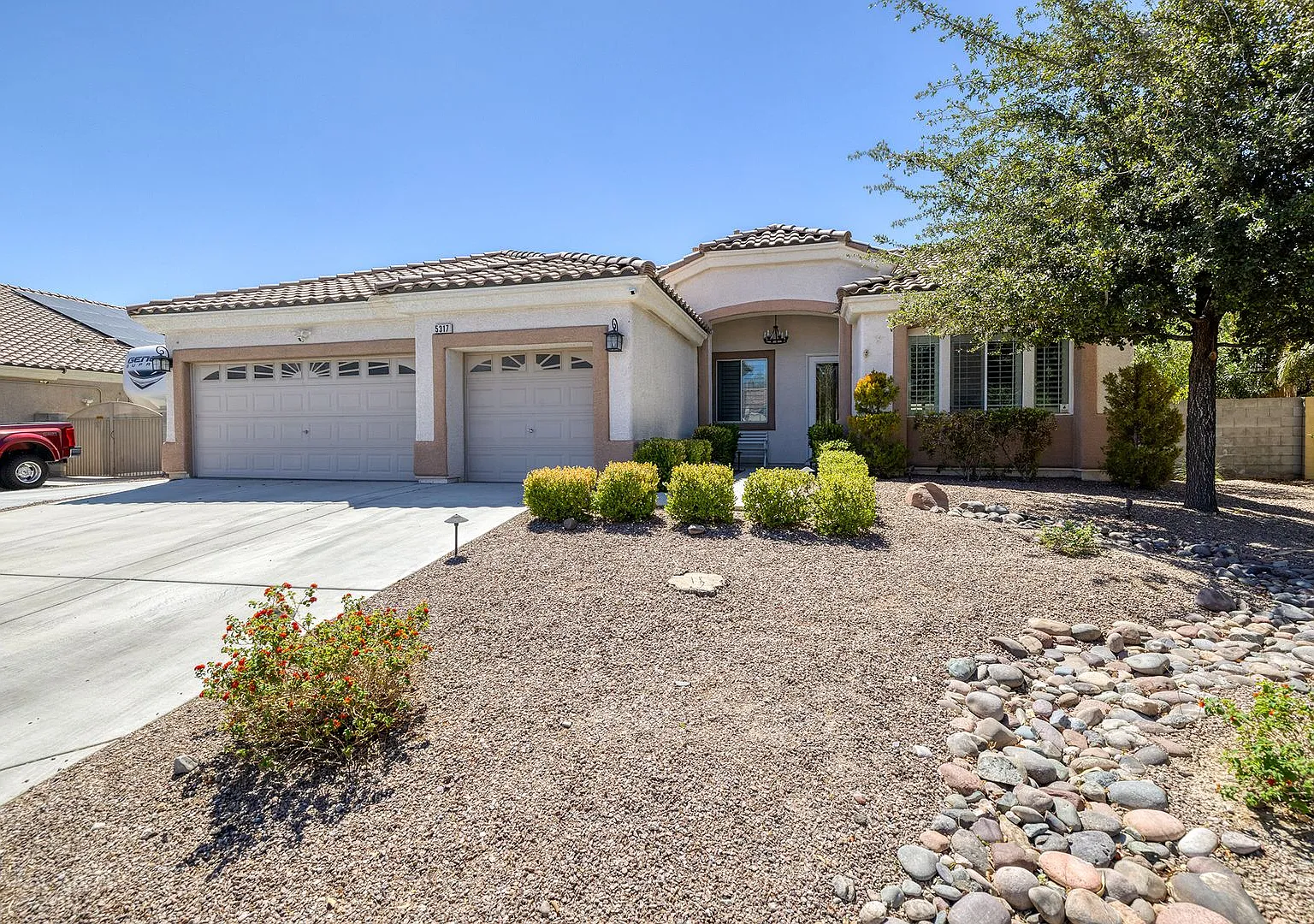 Single Story Home in the Northwest w/ 3 Car Garage & RV Gated Parking — Photo 3