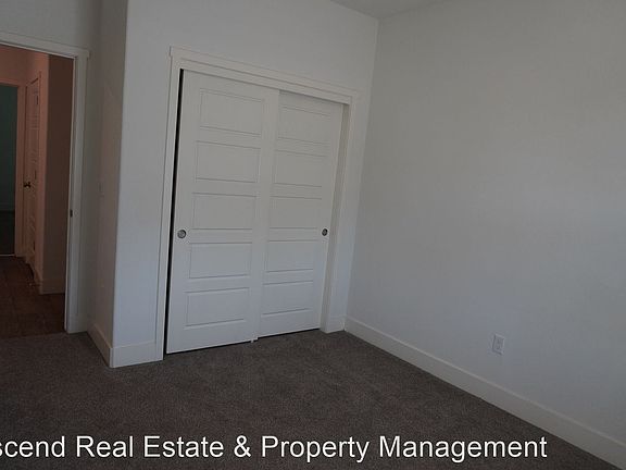 3rd image of 9604 Cotton Creek Dr