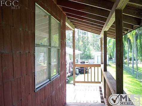 3rd image of 2360 Lakeville Dr