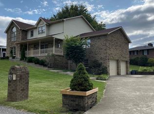 152 Camelot Ct, Russell, KY 41169