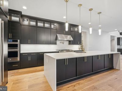 6821 Silver Linden St, Bethesda, MD, 20817