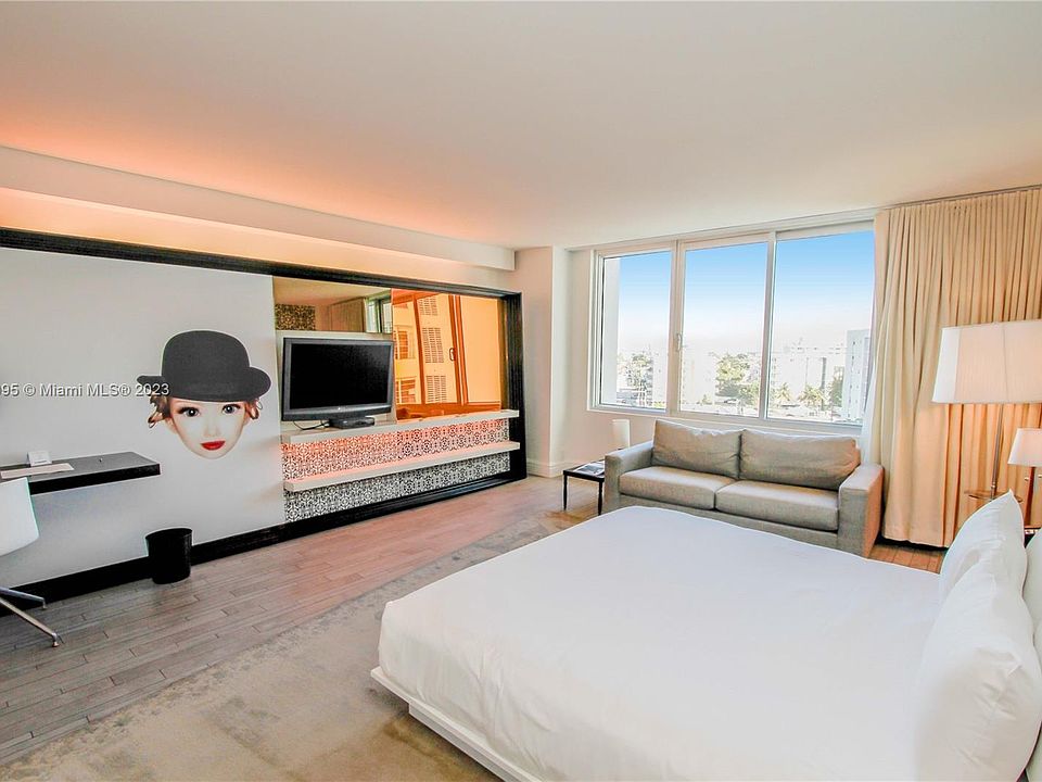 1st image of 1100 West Ave #725
