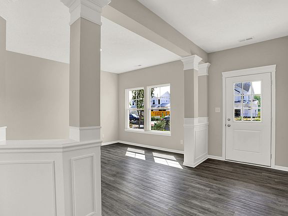 3rd image of 3872 Railhead Ave