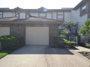 1207 Clays Trl, Oldsmar, FL 34677