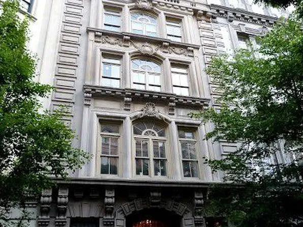 22 East 82nd Street