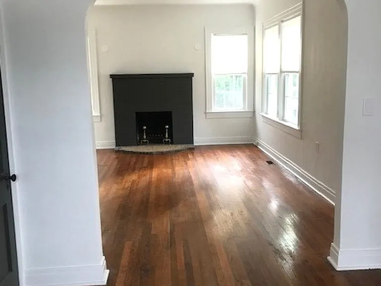 201 E Gilmer Park — Photo 8