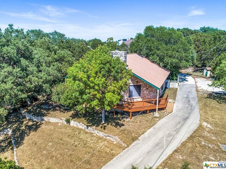 1st image of 689 Military Dr