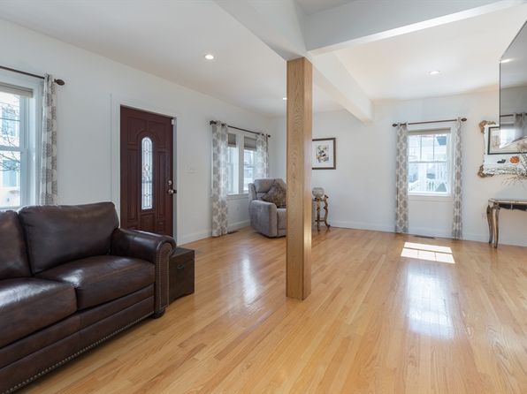 42 Triton Ave, Winthrop, MA 02152