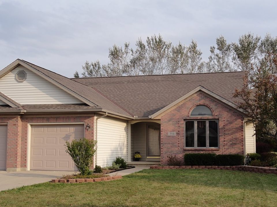 1st image of 710 Oakwood Dr