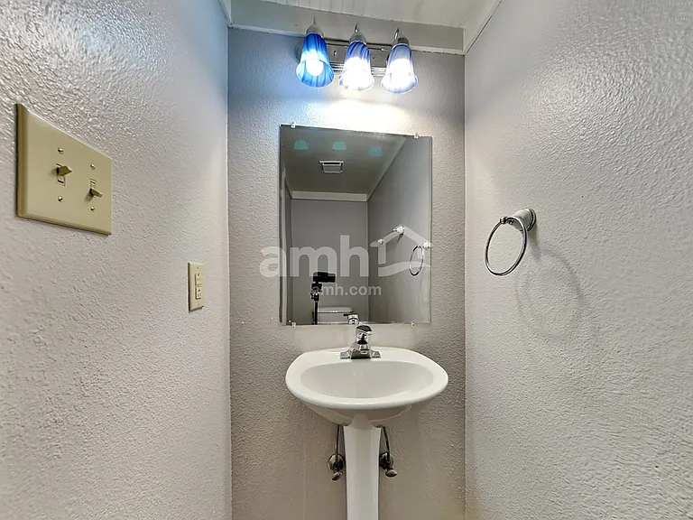 1178 Oak Leaf Rd — Photo 7