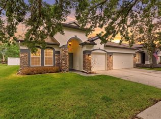 5832 Heronview Crescent Dr, Lithia, FL 33547