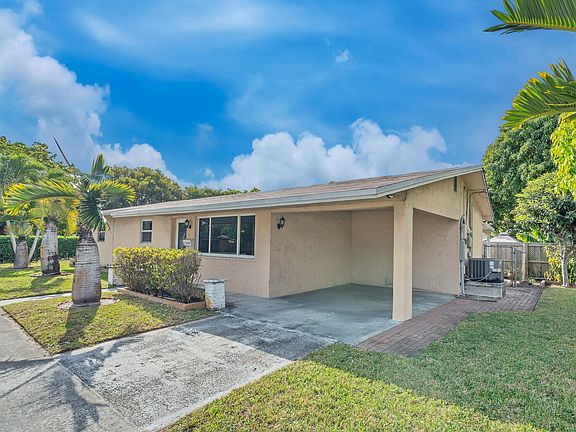 3rd image of 1249 SW 35th Avenue