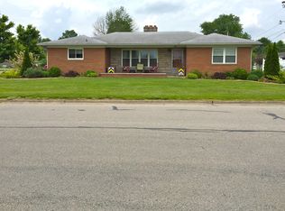 805 Hilltop St., Red Bud, IL