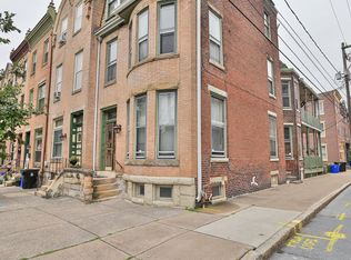 242 Harris St, Harrisburg, PA 17102