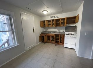 115 Shaw St #2, Lowell, MA 01851