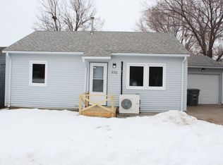 826 W 6th St, Winner, SD 57580