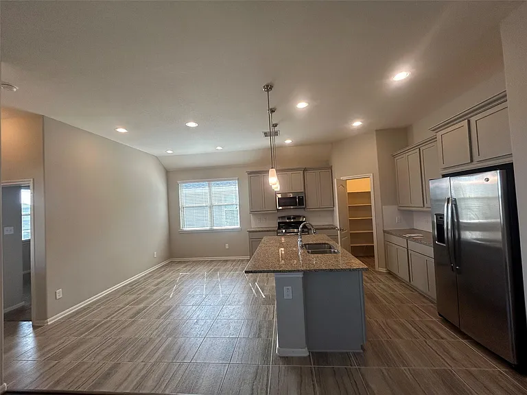 3132 Dunsmore Manor Ct — Photo 5