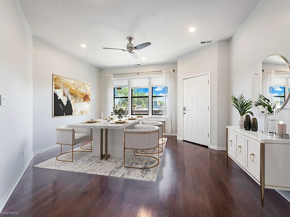 5th image of 1523 N California Ave #3N