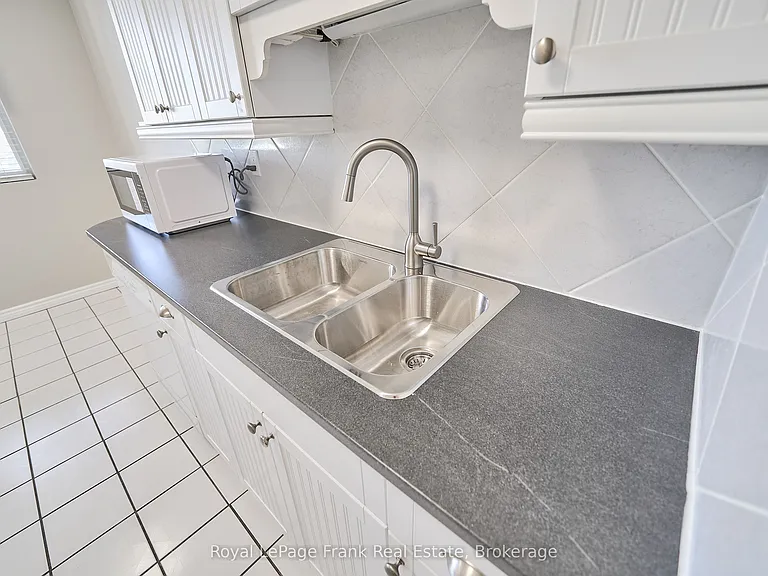 44 Falby Ct #909 — Photo 16