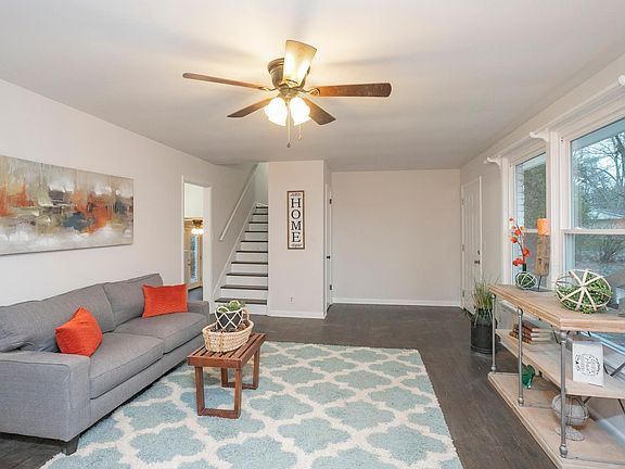 5th image of 102 Sevier Ct