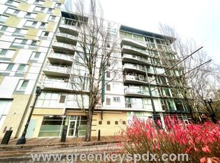 533 NE Holladay St APT 706, Portland, OR 97232