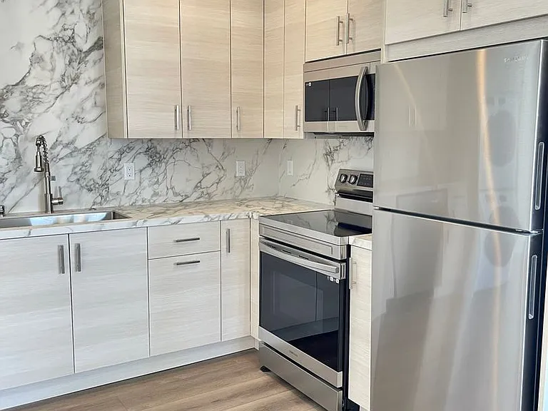 Beautifully Renovated Property perfectly situated between North Park and Normal Heights! — Photo 8