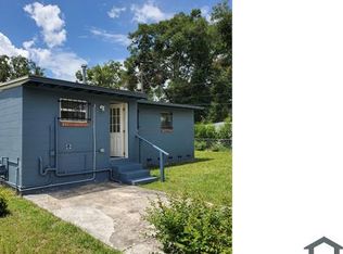 912 NE 23rd St, Gainesville, FL 32641