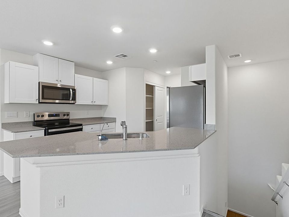 1st image of 7920 Aurora Sky St Unit 1