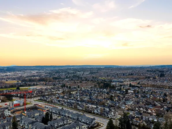 20326 74b Ave, Langley, BC V2Y 1V4