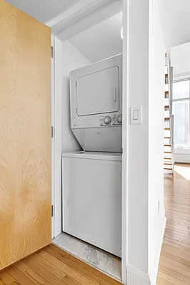 Sold by SR8 REALTY LLC | media 15