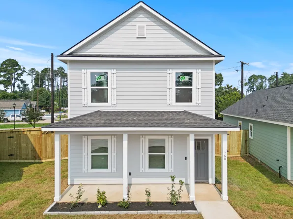 760 Juneau Ct, Montgomery, TX 77356