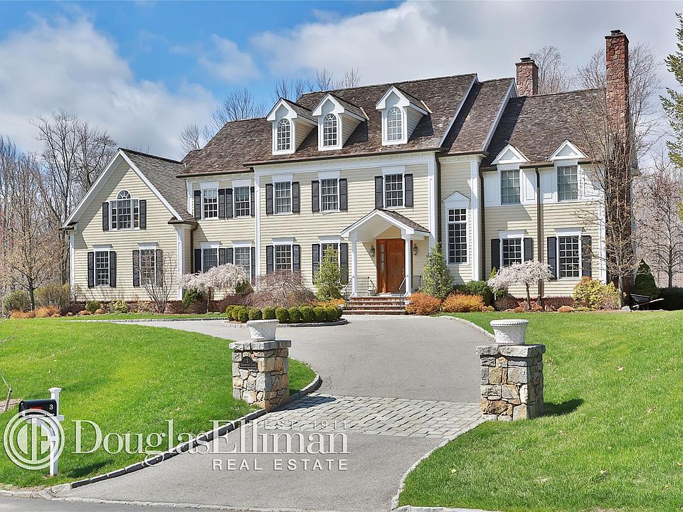 1st image of 3 Thornbrook Ln