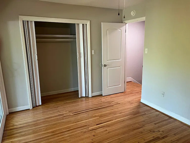 407 S Chester St #14 — Photo 9
