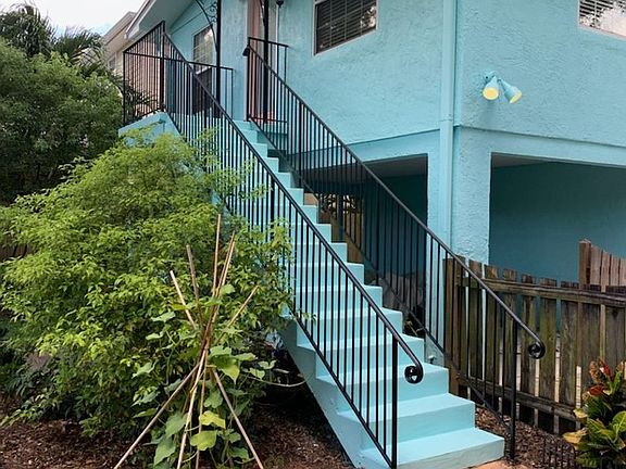 4th image of 209 S New Jersey Ave APT 3