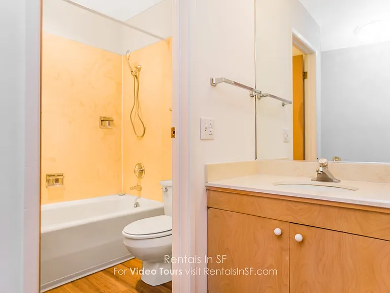 2001 Broadway St #403 — Photo 11