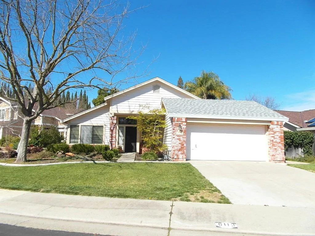 6113 Laguna Cedar Ct photo 1