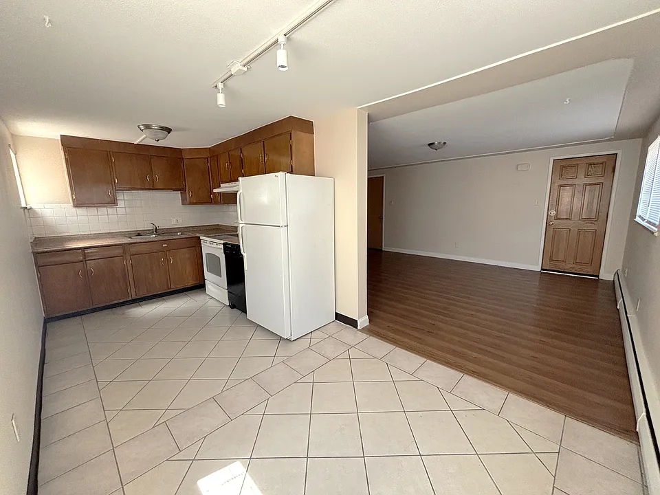 5925 Yukon Ct #2