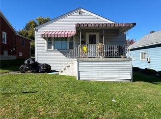 1415 Springhill Rd, Natrona Heights, PA 15065