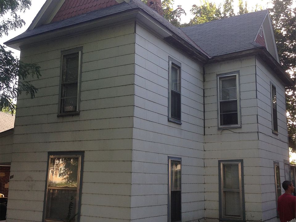 1st image of 418 S D St
