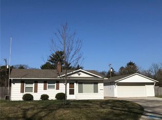 5839 W Hollybrook Ln, Sylvania, OH 43560