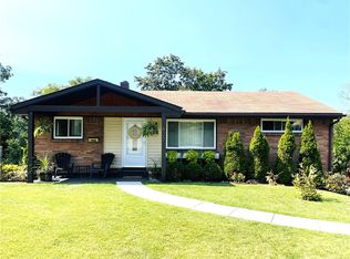 627 Arbor Ln, Pittsburgh, PA 15236