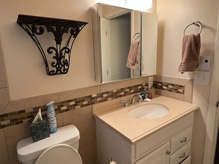 828 Lincoln Ave #4 — Photo 4