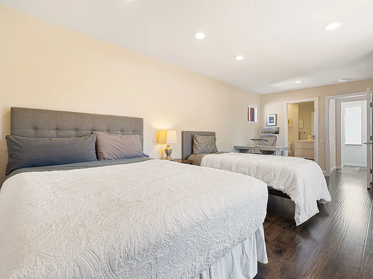 49069 Mariposa Dr — Photo 11